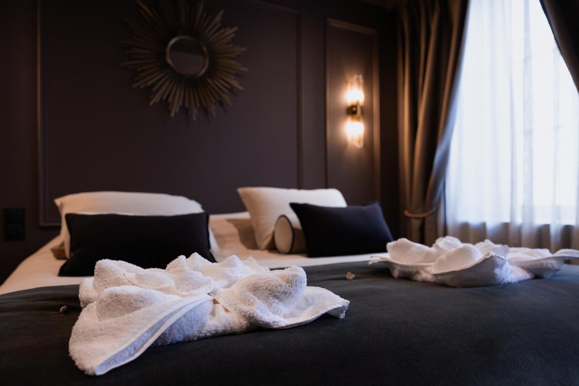 C0C00N Veritable Hammam A Partager A Deux Riom Exterior photo